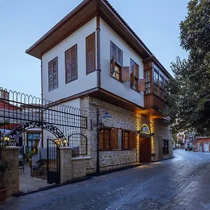 1207 Turkije